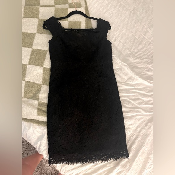 Bardot lace dress - Picture 4 of 4